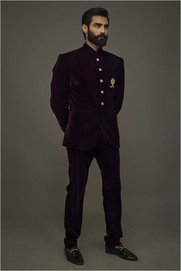 How to Look Decent and Ethnic on Winter Weddings!