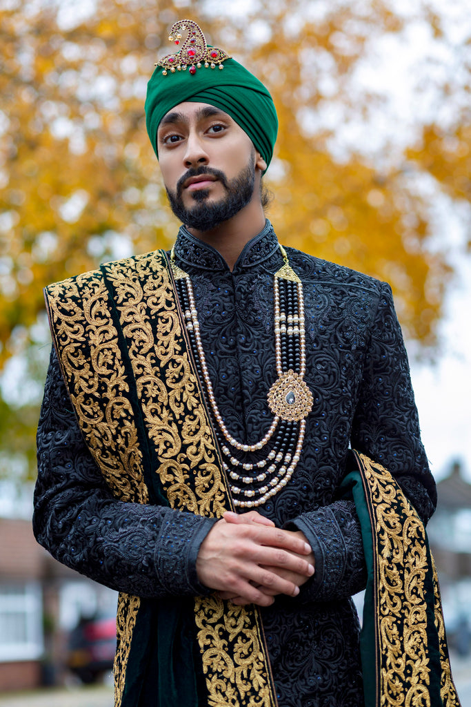 Exquisite Sherwanis for Grooms: Crafting Wedding Masterpieces